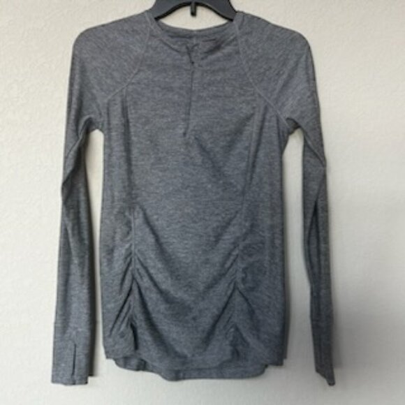 NWOT Athleta Pacifica Gym Training Yoga Activewear Top With Back Zip Pocket - Picture 2 of 8